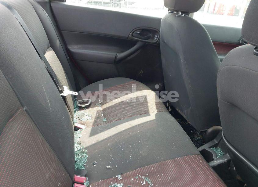 Photo 8 of 2006 Ford Focus ZX4 (VIN 1FAHP38Z56W201455)