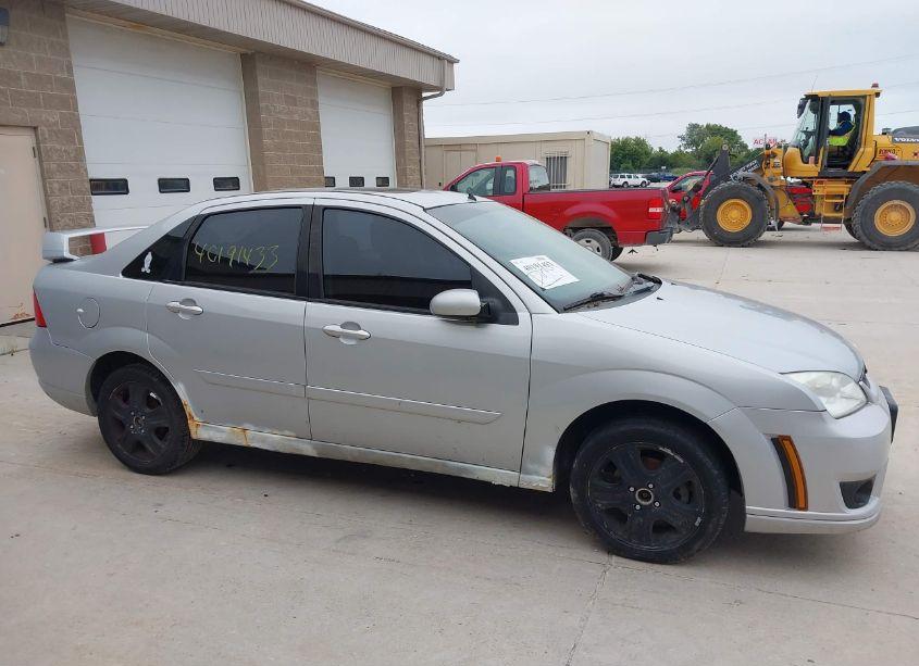 Photo 14 of 2006 Ford Focus ZX4 (VIN 1FAHP38Z66W213081)