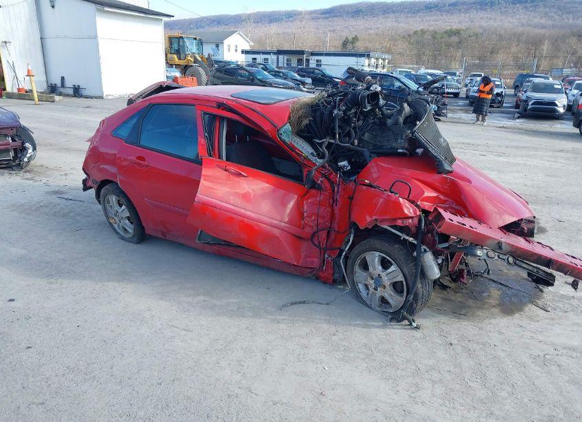 2006 Ford Focus ZX4 (VIN 1FAHP38Z96W241165) main photo