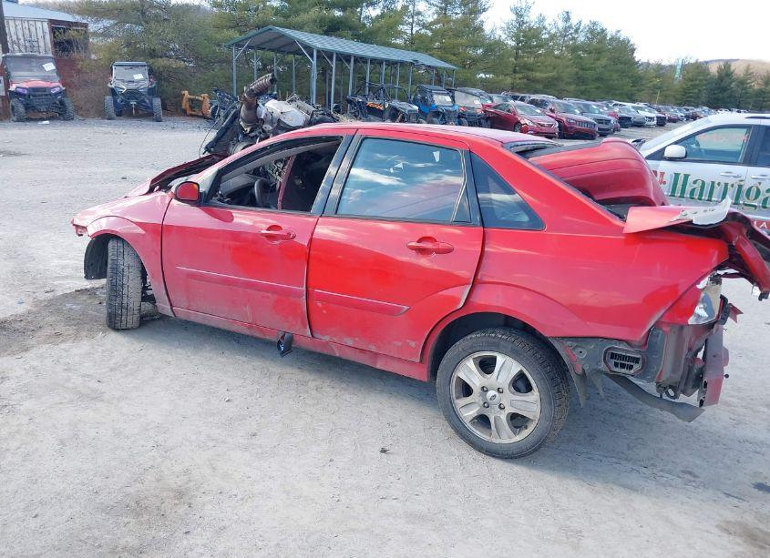 Photo 3 of 2006 Ford Focus ZX4 (VIN 1FAHP38Z96W241165)