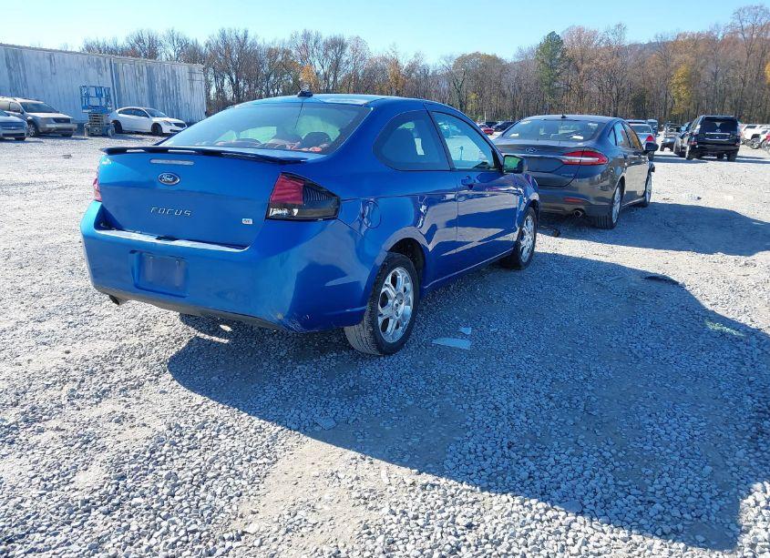 Photo 4 of 2010 Ford Focus SE (VIN 1FAHP3CN6AW153090)