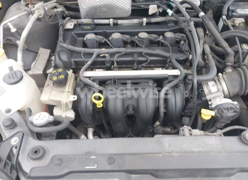 Photo 10 of 2010 Ford Focus SE (VIN 1FAHP3CN6AW201770)