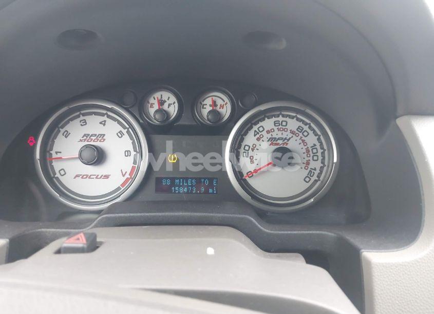 Photo 7 of 2010 Ford Focus SE (VIN 1FAHP3CN6AW201770)