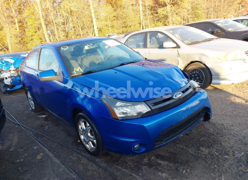 2010 Ford Focus SE (VIN 1FAHP3CN8AW138641) main photo