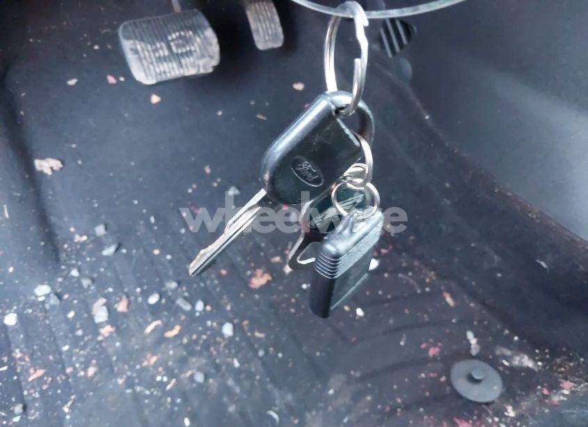 Photo 11 of 2010 Ford Focus SE (VIN 1FAHP3CN8AW138641)