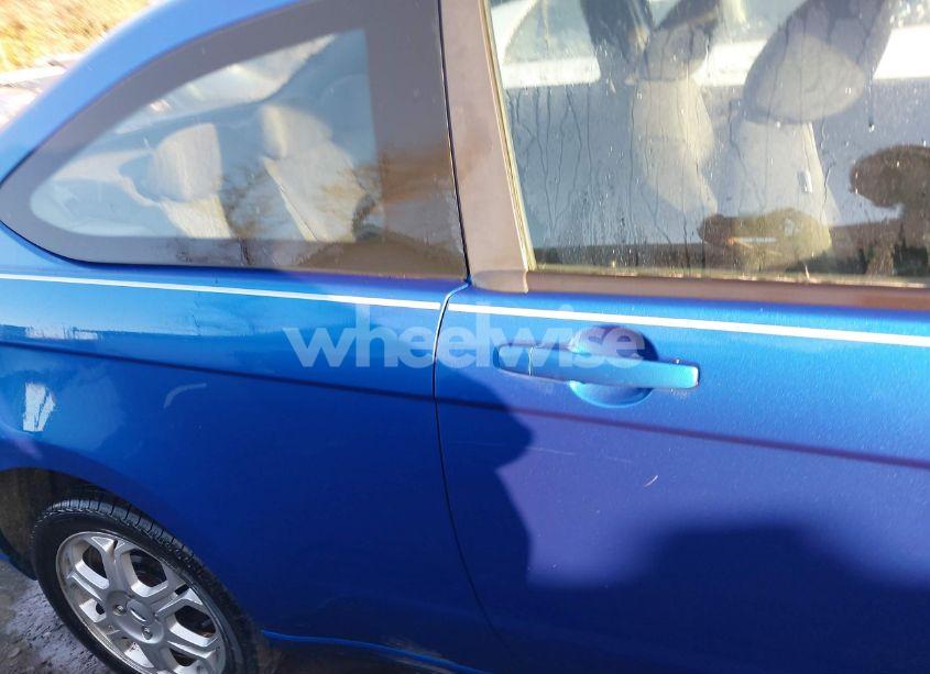 Photo 13 of 2010 Ford Focus SE (VIN 1FAHP3CN8AW138641)