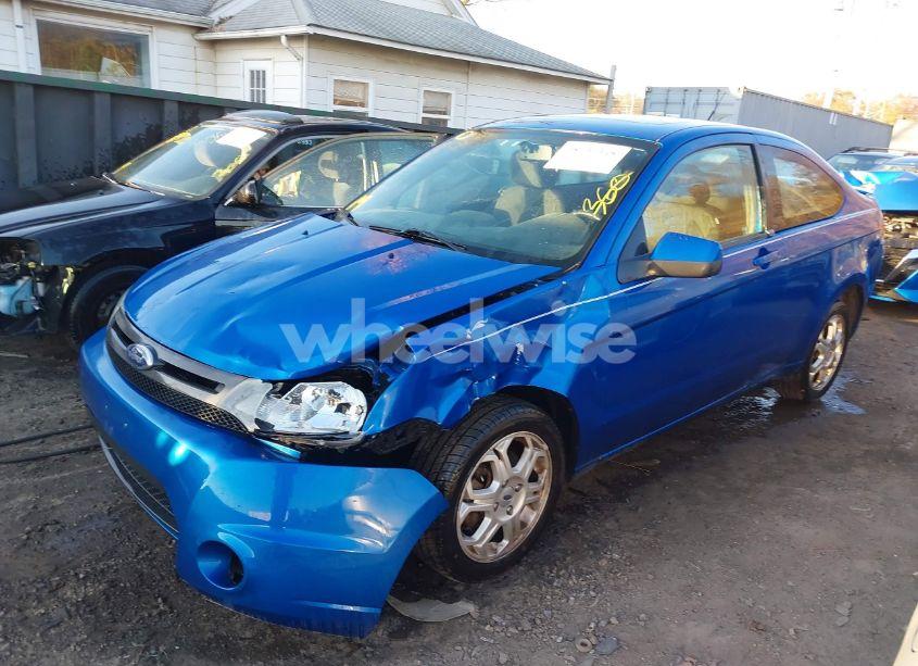 Photo 2 of 2010 Ford Focus SE (VIN 1FAHP3CN8AW138641)