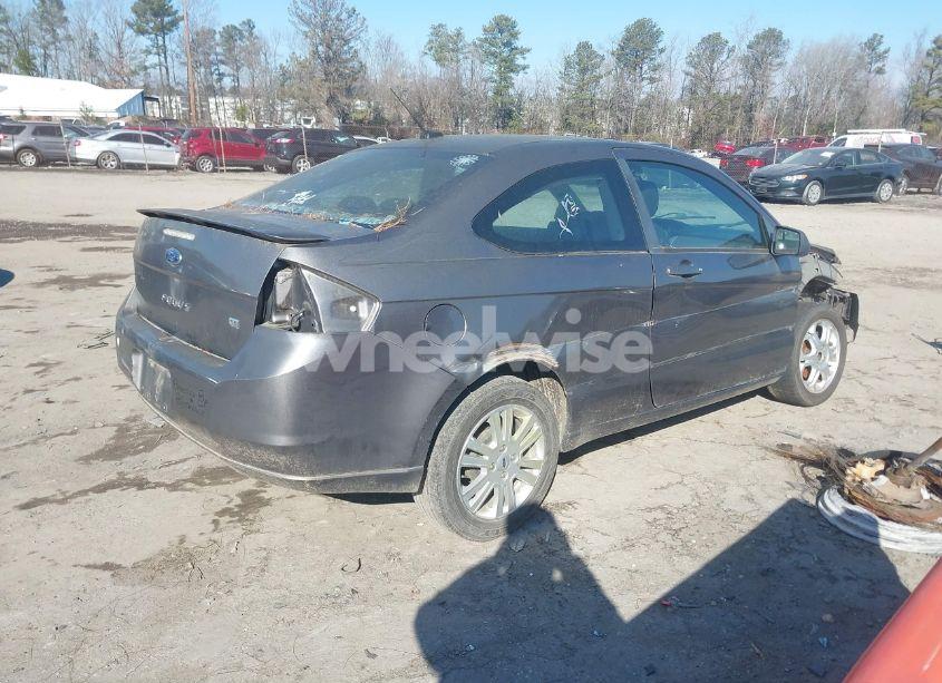 Photo 4 of 2010 Ford Focus SE (VIN 1FAHP3CN9AW116261)