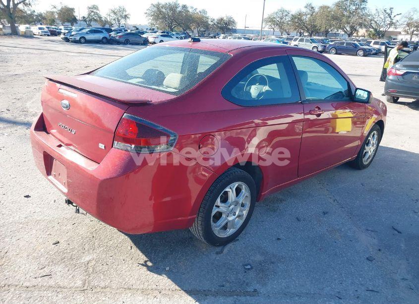 Photo 4 of 2010 Ford Focus SE (VIN 1FAHP3CN9AW118737)