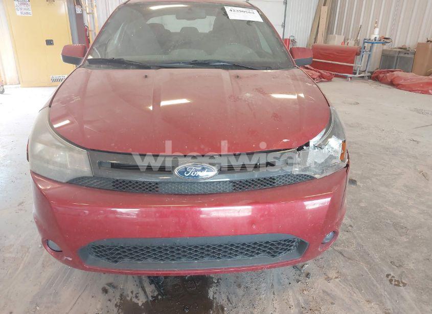 Photo 12 of 2010 Ford Focus SE (VIN 1FAHP3CN9AW248856)