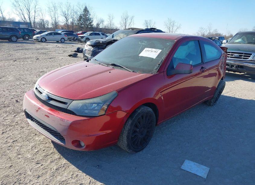 Photo 2 of 2010 Ford Focus SES (VIN 1FAHP3DN3AW123396)