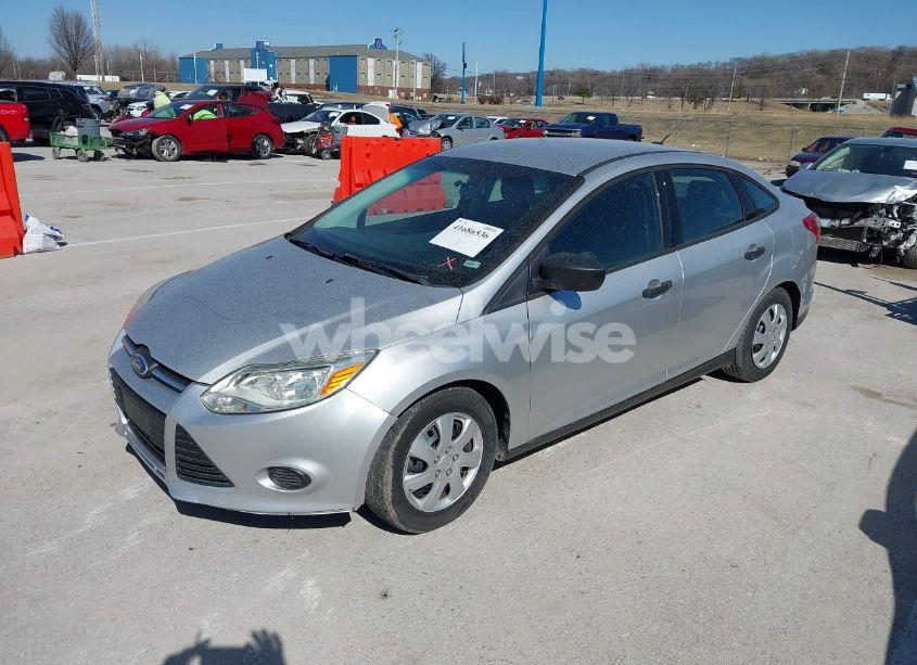 Photo 2 of 2012 Ford Focus S (VIN 1FAHP3E21CL227295)