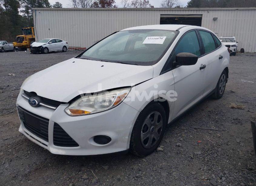 Photo 2 of 2012 Ford Focus S (VIN 1FAHP3E21CL318289)