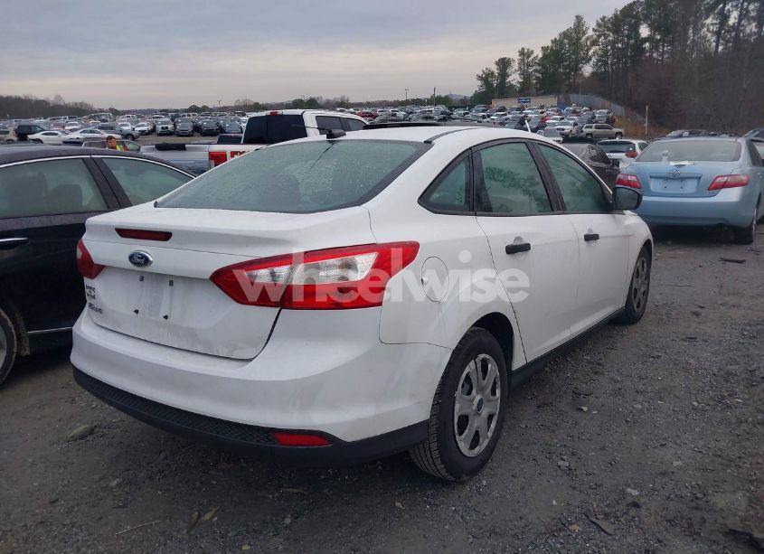 Photo 4 of 2012 Ford Focus S (VIN 1FAHP3E21CL318289)