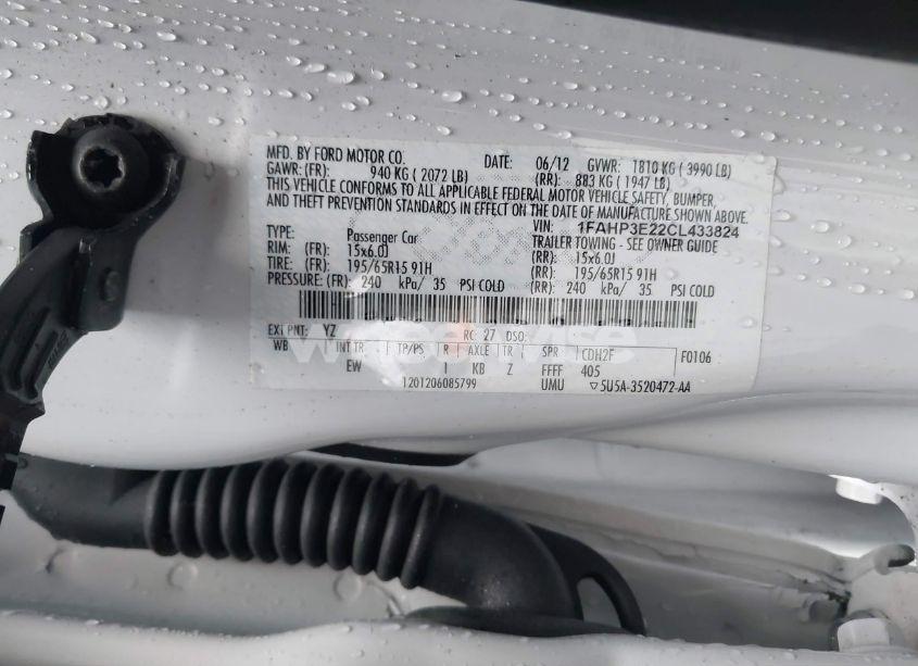 Photo 9 of 2012 Ford Focus S (VIN 1FAHP3E22CL433824)