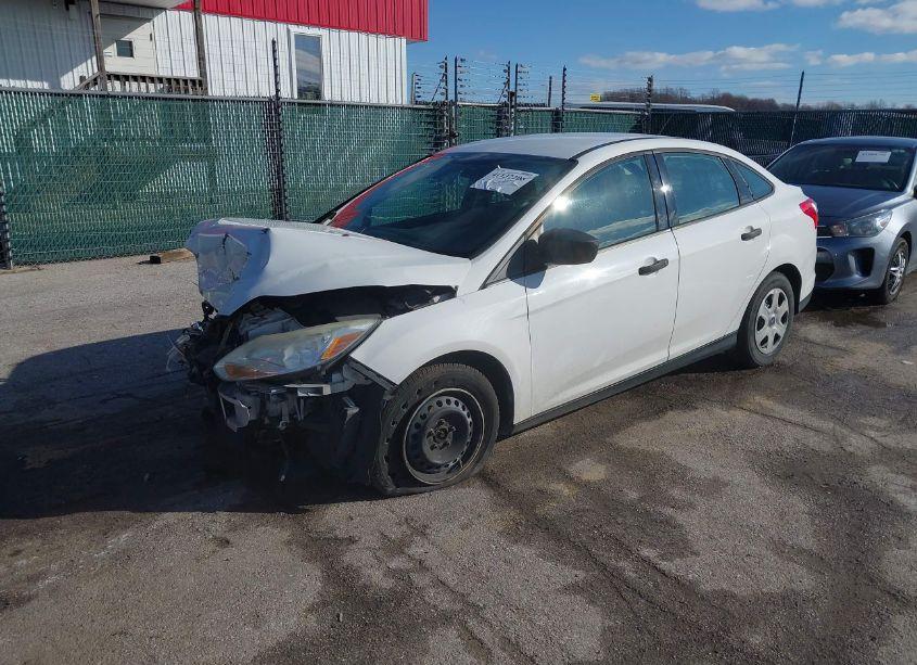Photo 2 of 2012 Ford Focus S (VIN 1FAHP3E24CL423991)
