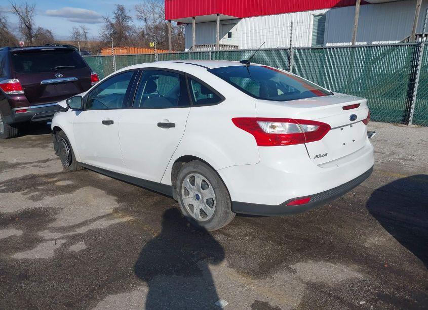 Photo 3 of 2012 Ford Focus S (VIN 1FAHP3E24CL423991)