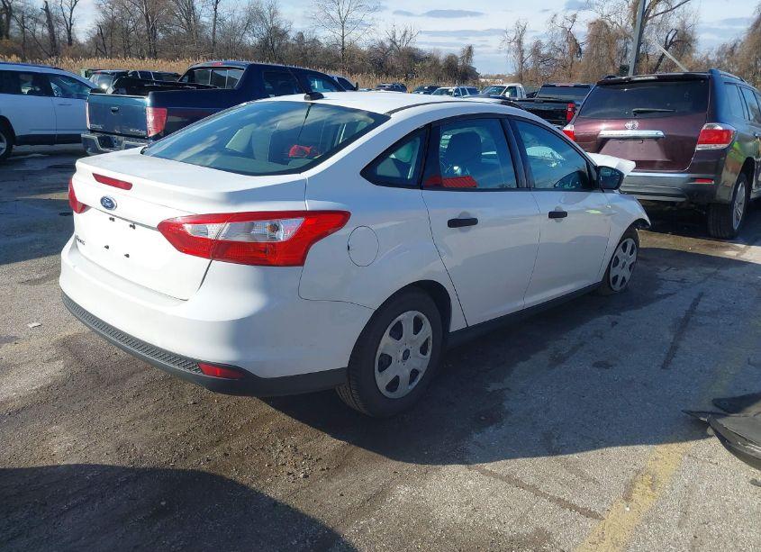 Photo 4 of 2012 Ford Focus S (VIN 1FAHP3E24CL423991)