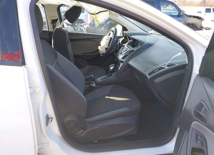 Photo 5 of 2012 Ford Focus S (VIN 1FAHP3E24CL423991)