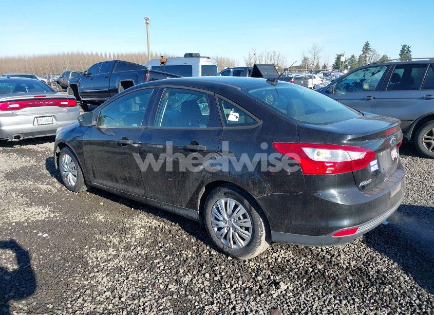 Photo 3 of 2012 Ford Focus S (VIN 1FAHP3E24CL451838)
