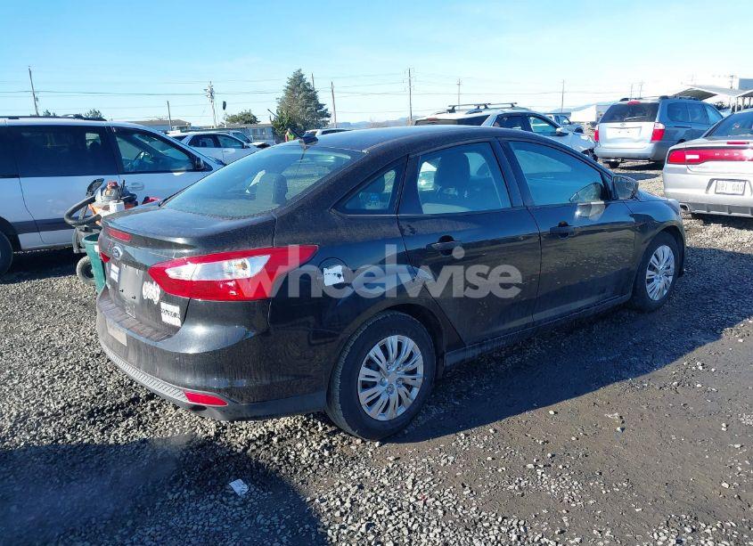 Photo 4 of 2012 Ford Focus S (VIN 1FAHP3E24CL451838)