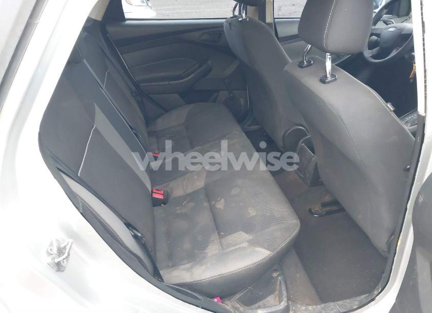 Photo 8 of 2012 Ford Focus S (VIN 1FAHP3E25CL172155)