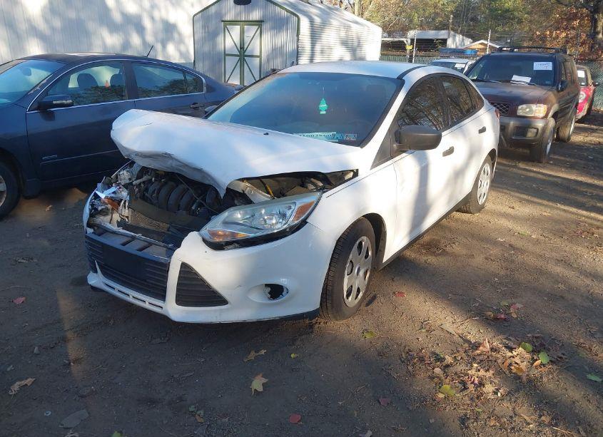 Photo 2 of 2012 Ford Focus S (VIN 1FAHP3E25CL281909)