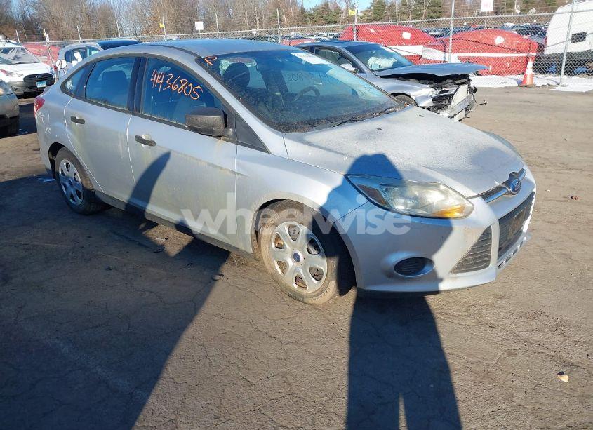 2012 Ford Focus S (VIN 1FAHP3E25CL394050) main photo