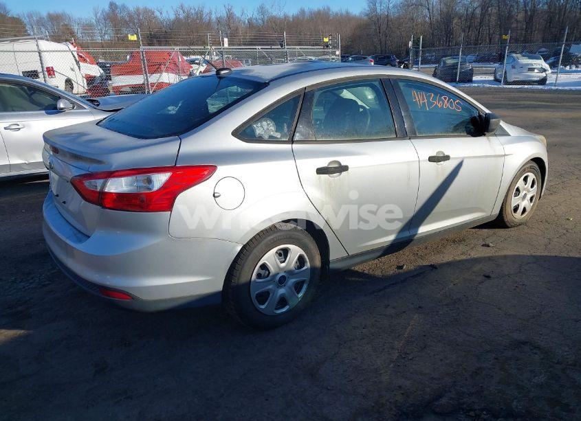 Photo 4 of 2012 Ford Focus S (VIN 1FAHP3E25CL394050)