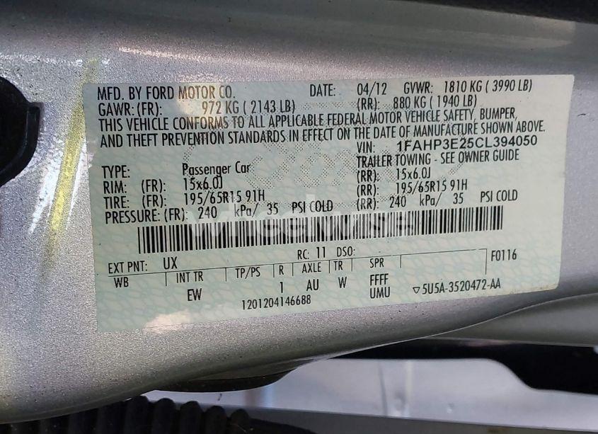 Photo 9 of 2012 Ford Focus S (VIN 1FAHP3E25CL394050)