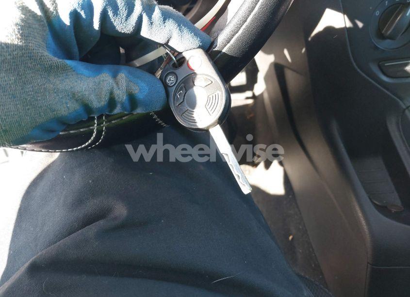 Photo 11 of 2012 Ford Focus S (VIN 1FAHP3E25CL432876)