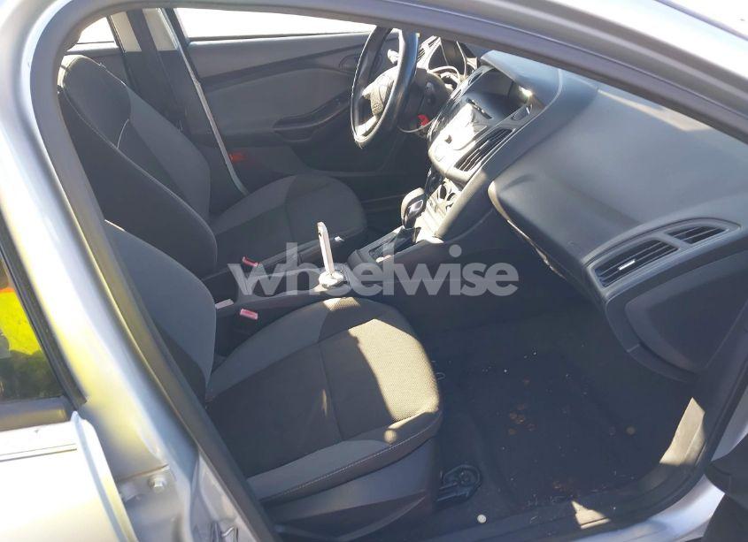 Photo 5 of 2012 Ford Focus S (VIN 1FAHP3E25CL432876)