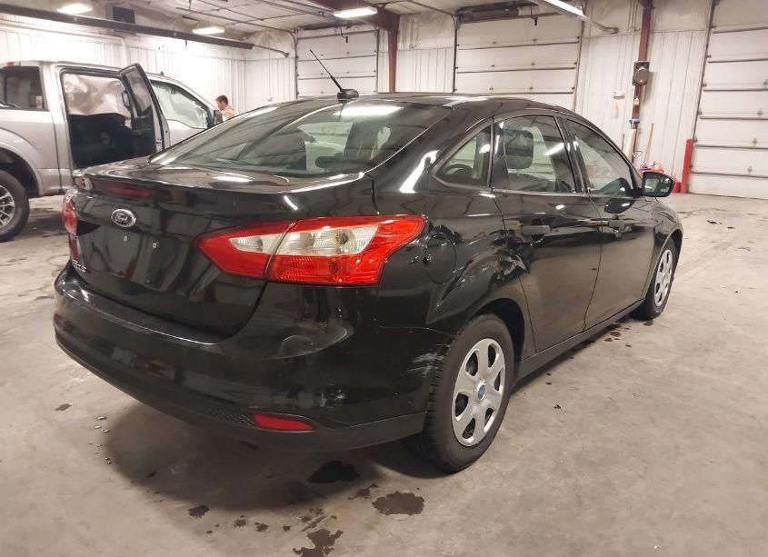 Photo 4 of 2012 Ford Focus S (VIN 1FAHP3E26CL114359)