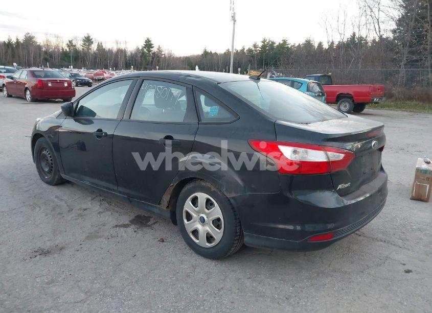 Photo 3 of 2012 Ford Focus S (VIN 1FAHP3E27CL134099)