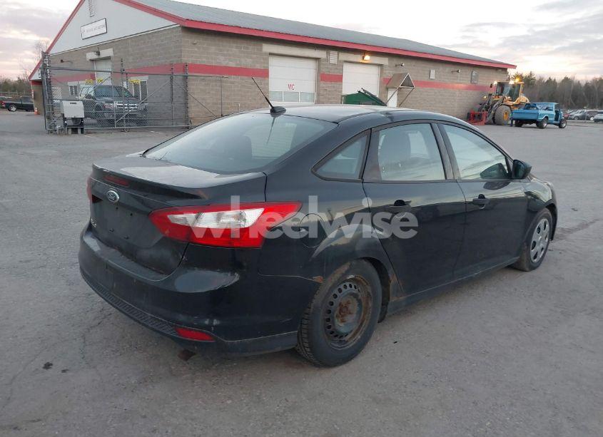 Photo 4 of 2012 Ford Focus S (VIN 1FAHP3E27CL134099)
