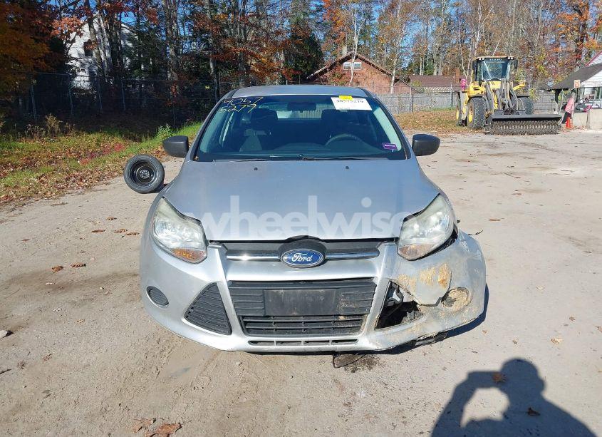 Photo 12 of 2012 Ford Focus S (VIN 1FAHP3E27CL182220)