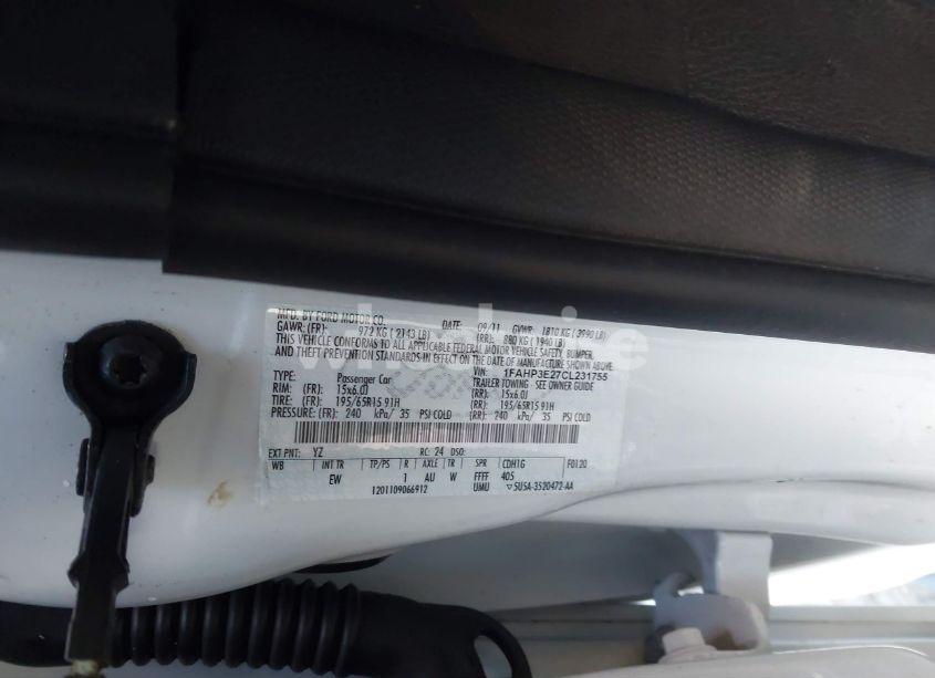 Photo 9 of 2012 Ford Focus S (VIN 1FAHP3E27CL231755)