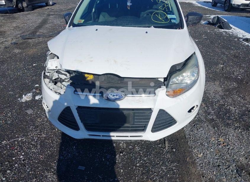 Photo 13 of 2012 Ford Focus S (VIN 1FAHP3E28CL282844)