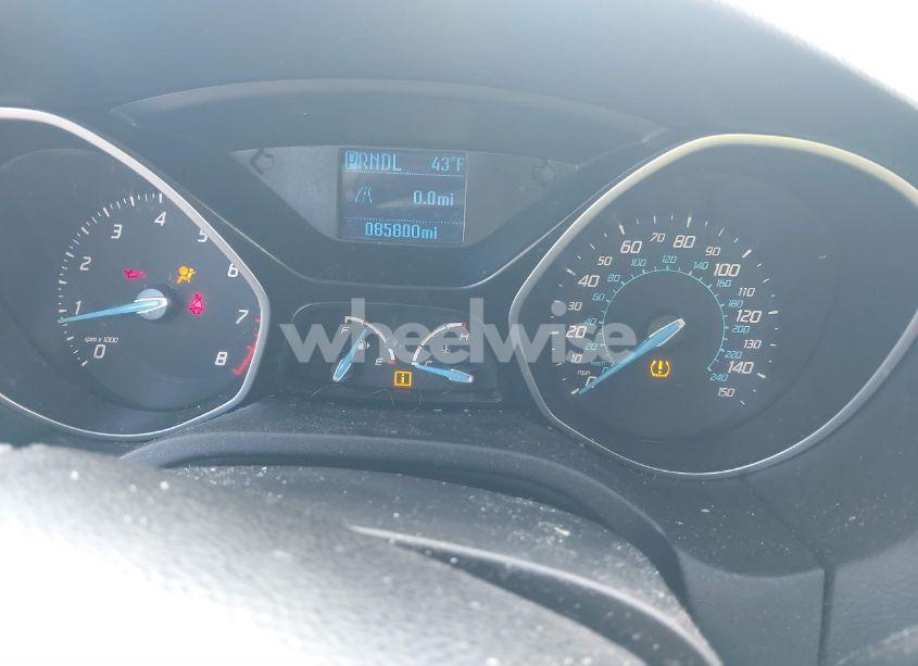 Photo 7 of 2012 Ford Focus S (VIN 1FAHP3E28CL282844)