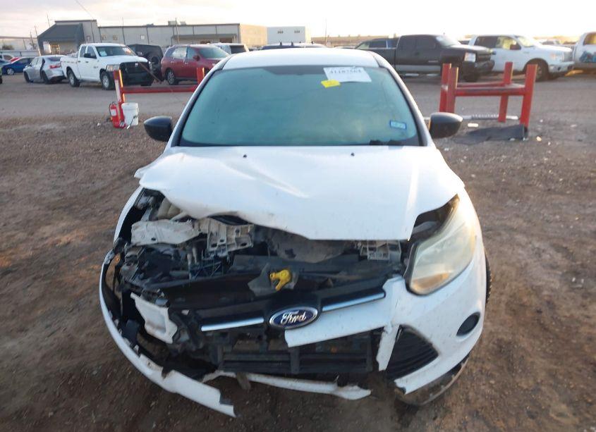 Photo 12 of 2012 Ford Focus S (VIN 1FAHP3E28CL323957)