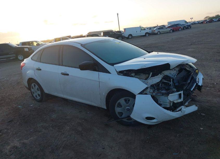 Photo 13 of 2012 Ford Focus S (VIN 1FAHP3E28CL323957)