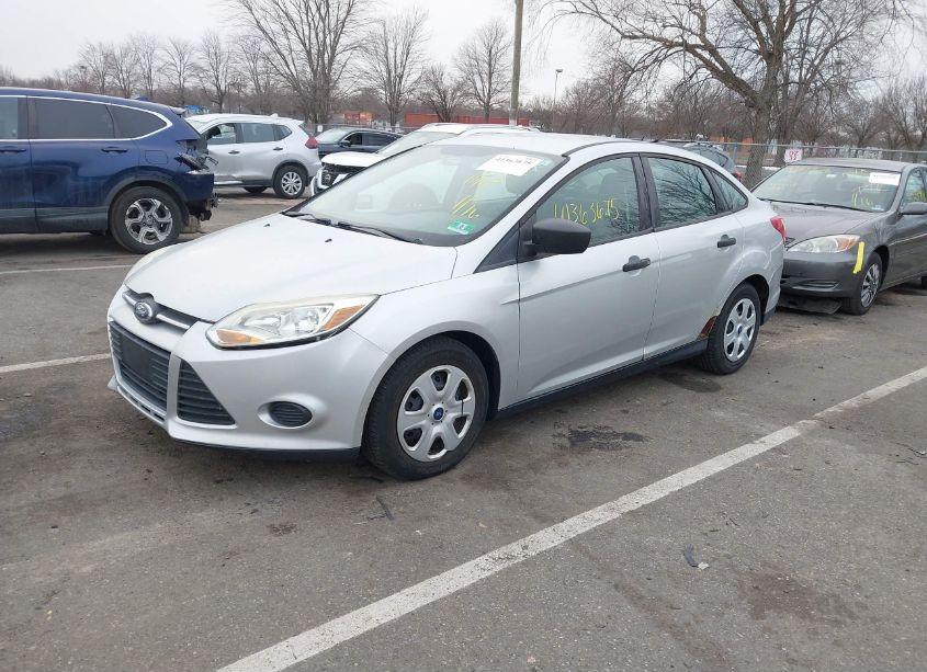 Photo 2 of 2012 Ford Focus S (VIN 1FAHP3E28CL460560)