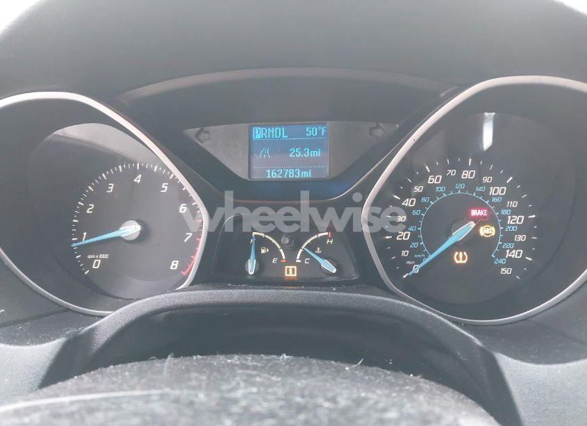 Photo 7 of 2012 Ford Focus S (VIN 1FAHP3E28CL463880)
