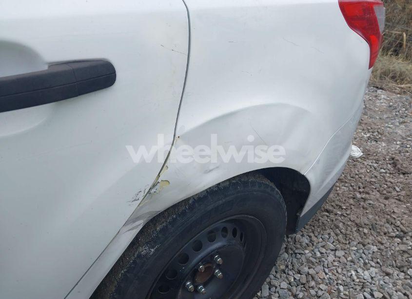 Photo 14 of 2012 Ford Focus S (VIN 1FAHP3E29CL254616)