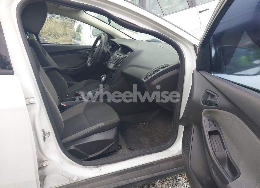 Photo 5 of 2012 Ford Focus S (VIN 1FAHP3E29CL254616)