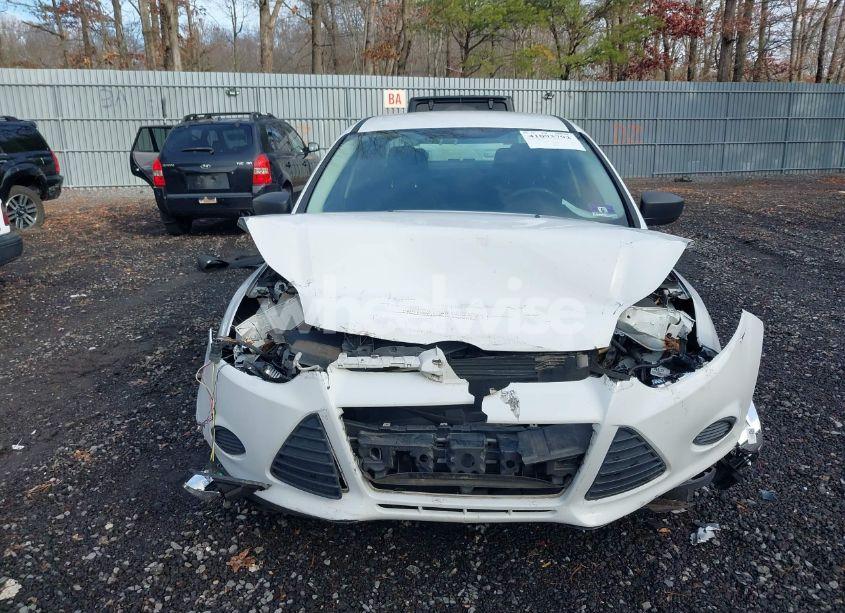 Photo 12 of 2012 Ford Focus S (VIN 1FAHP3E29CL423954)