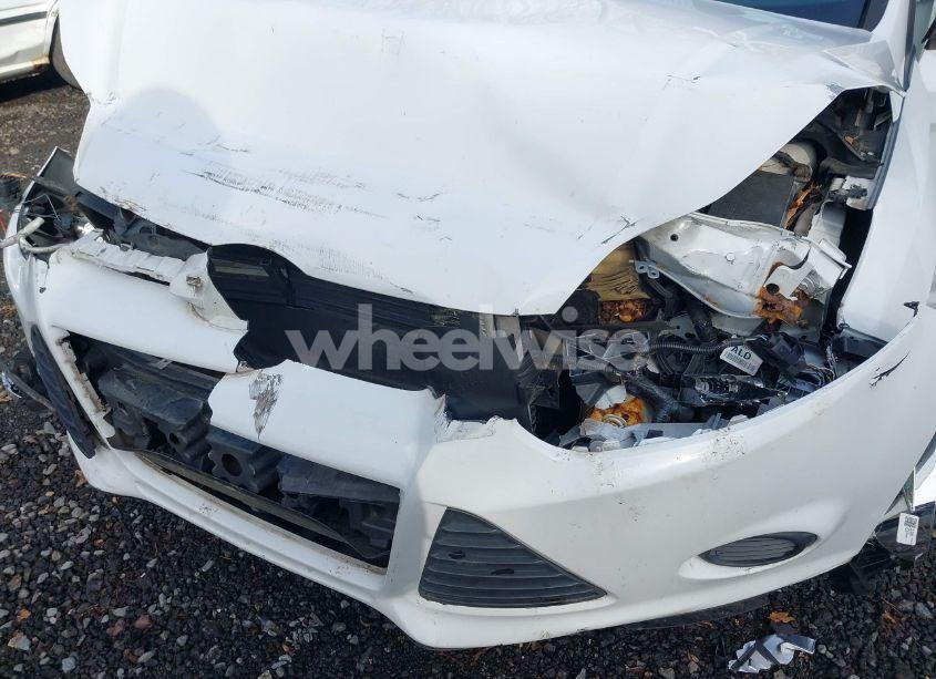 Photo 6 of 2012 Ford Focus S (VIN 1FAHP3E29CL423954)