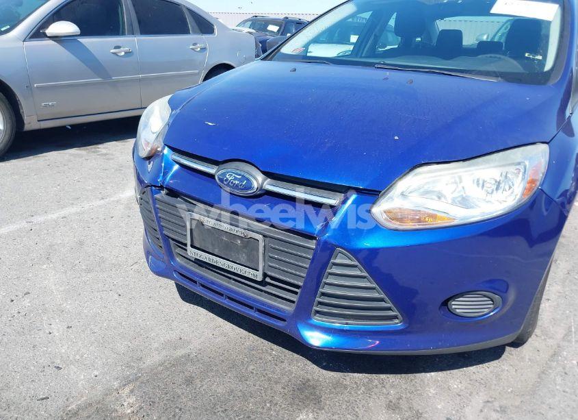 Photo 12 of 2012 Ford Focus S (VIN 1FAHP3E2XCL271313)