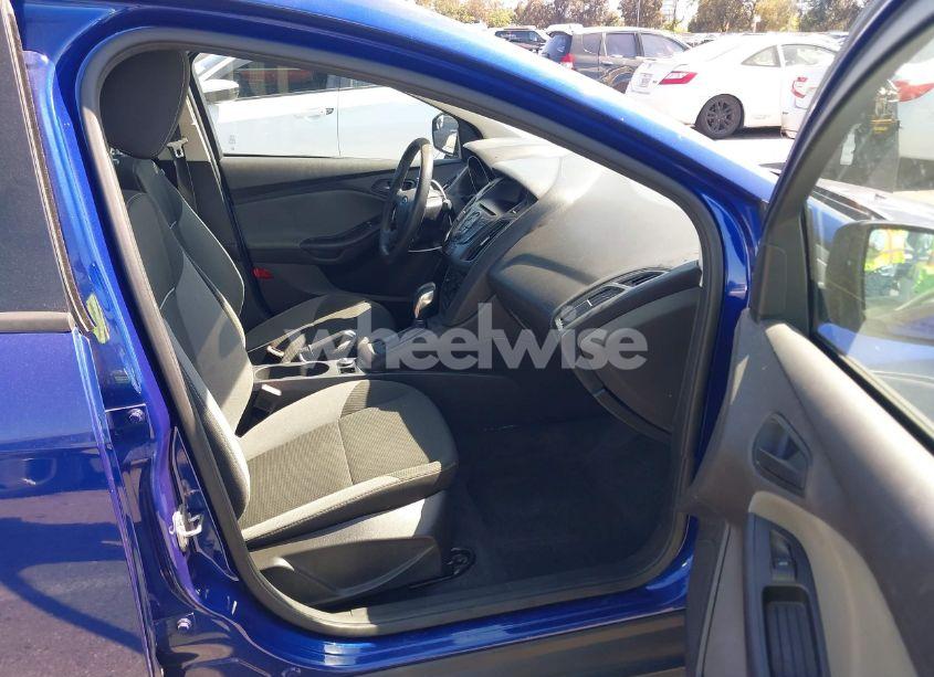 Photo 5 of 2012 Ford Focus S (VIN 1FAHP3E2XCL271313)