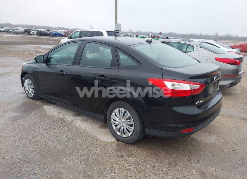 Photo 3 of 2012 Ford Focus S (VIN 1FAHP3E2XCL289861)